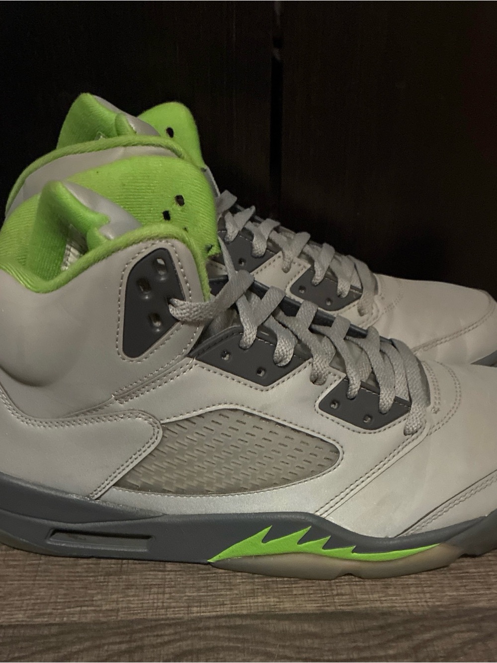 Air Jordan 5 Retro“Green Bean “